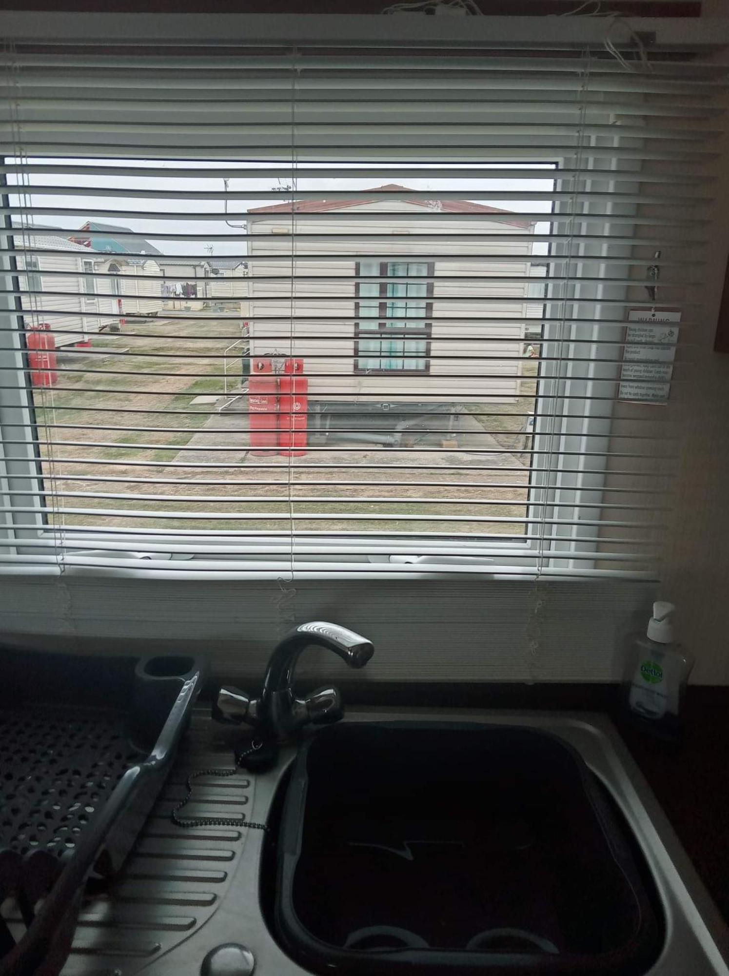 Caledonian Caravan Jaywick Sands Exteriör bild