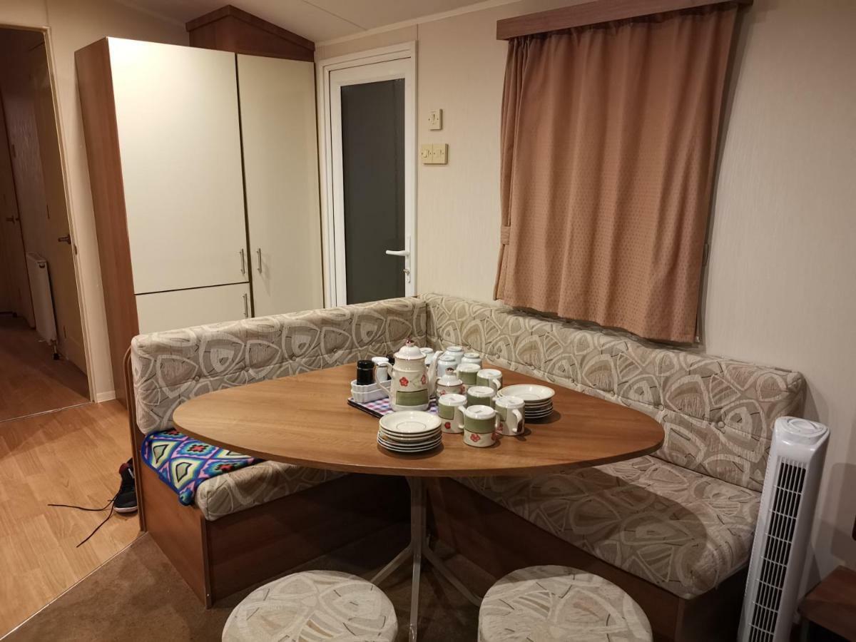 Caledonian Caravan Jaywick Sands Exteriör bild