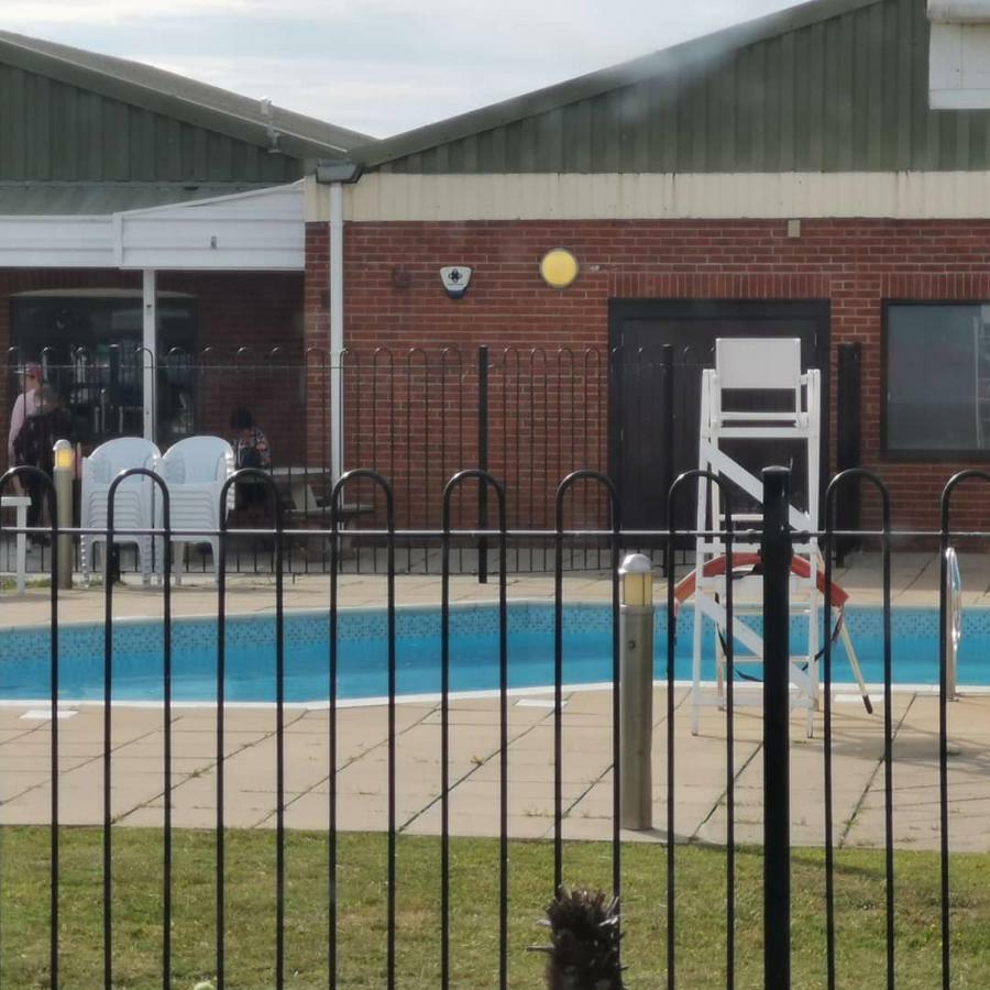 Caledonian Caravan Jaywick Sands Exteriör bild